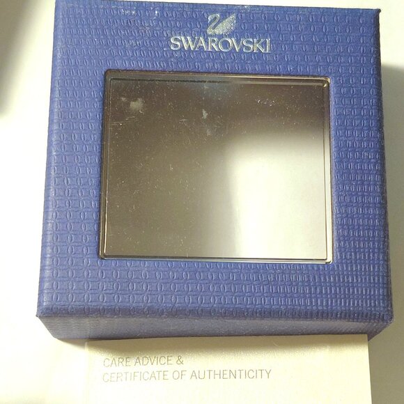 Swarovski Box w Authentication Cert (necklace not included) - Picture 2 of 4